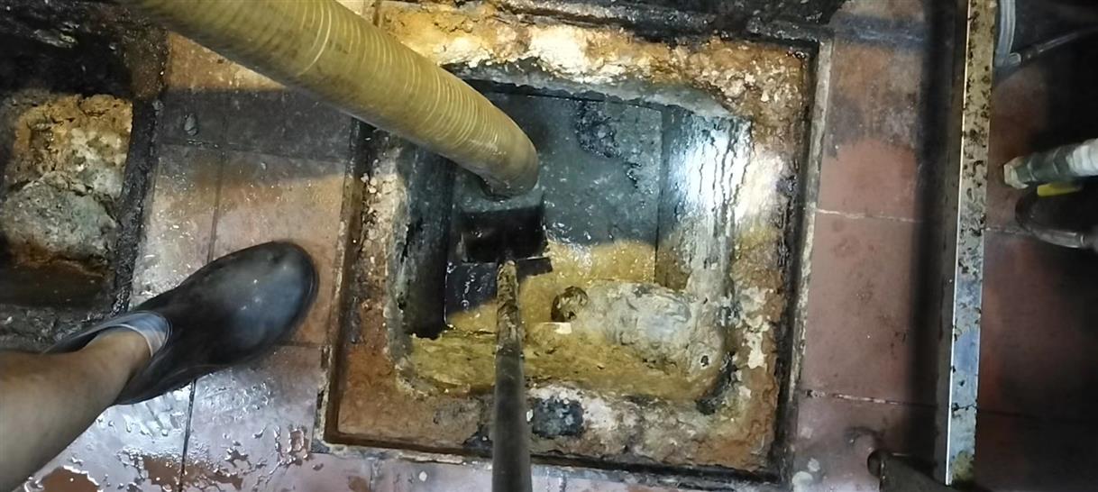 稻城化油池清理-污水池清掏